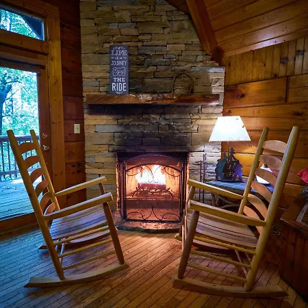 Gatlinburg Adventure Cabins Sevierville Exterior photo